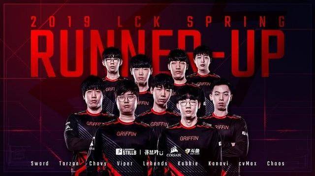 他们凭借出 他们凭借出